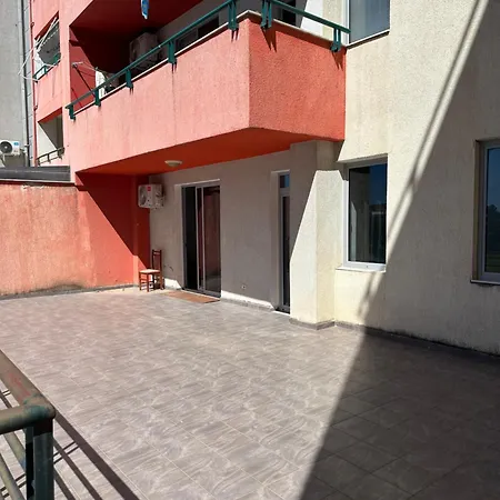 Lezha Apartments *