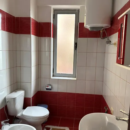 Lezha Apartments *